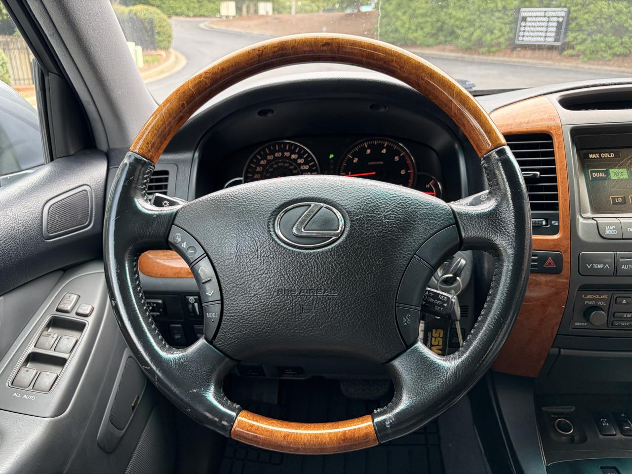 Lexus GX 470 Sport Utility 2004