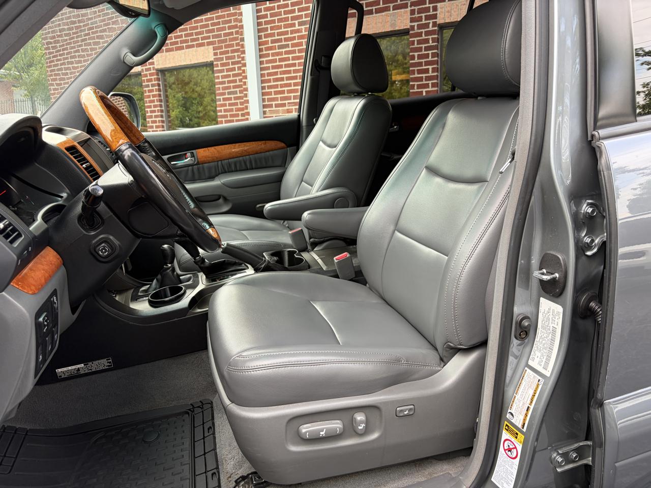 Lexus GX 470 Sport Utility 2004