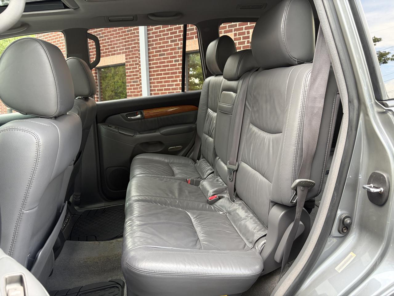 Lexus GX 470 Sport Utility 2004