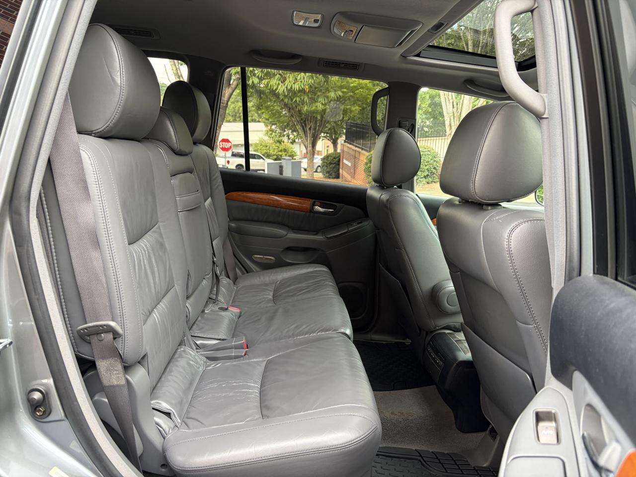 Lexus GX 470 Sport Utility 2004