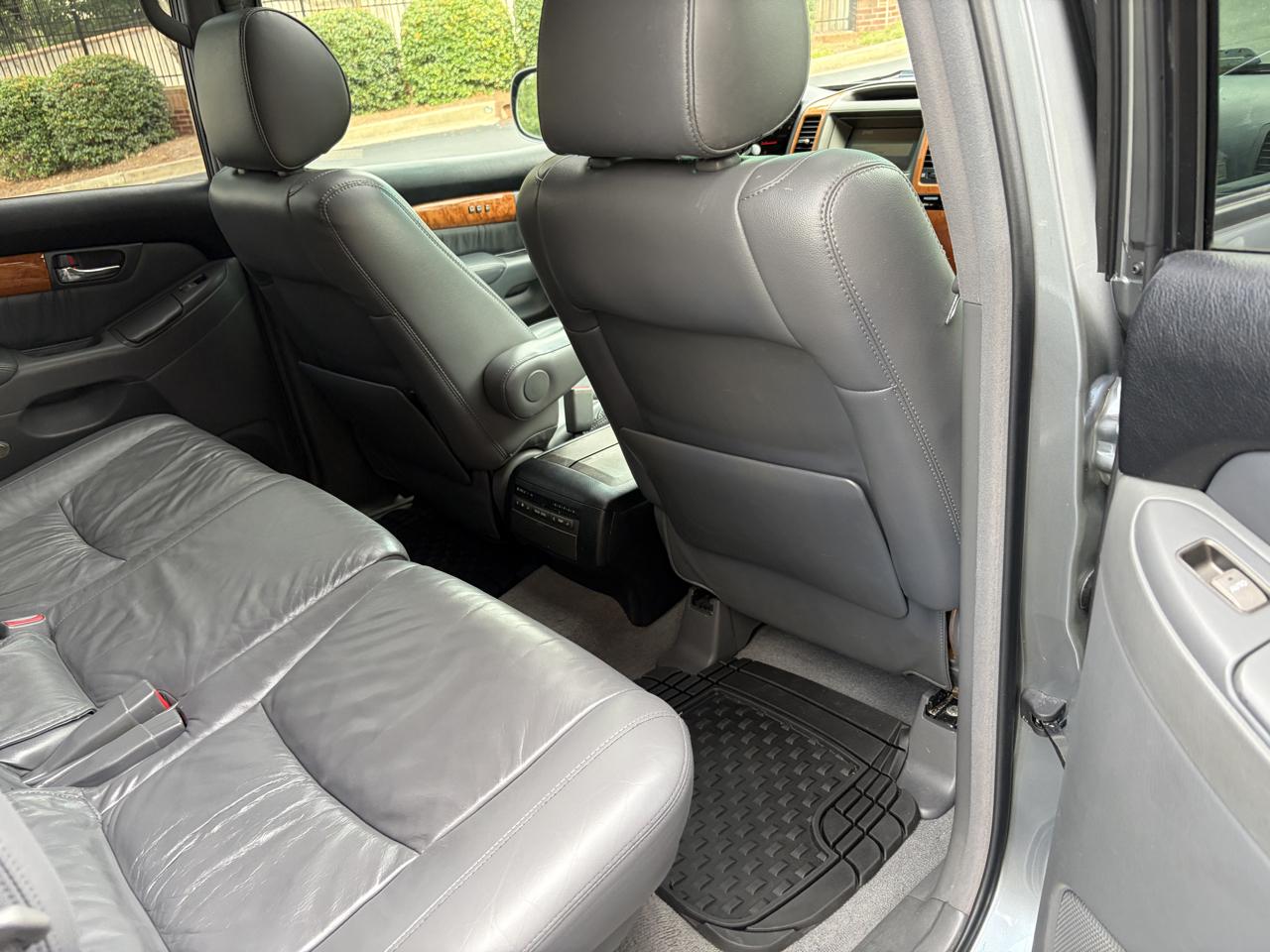 Lexus GX 470 Sport Utility 2004