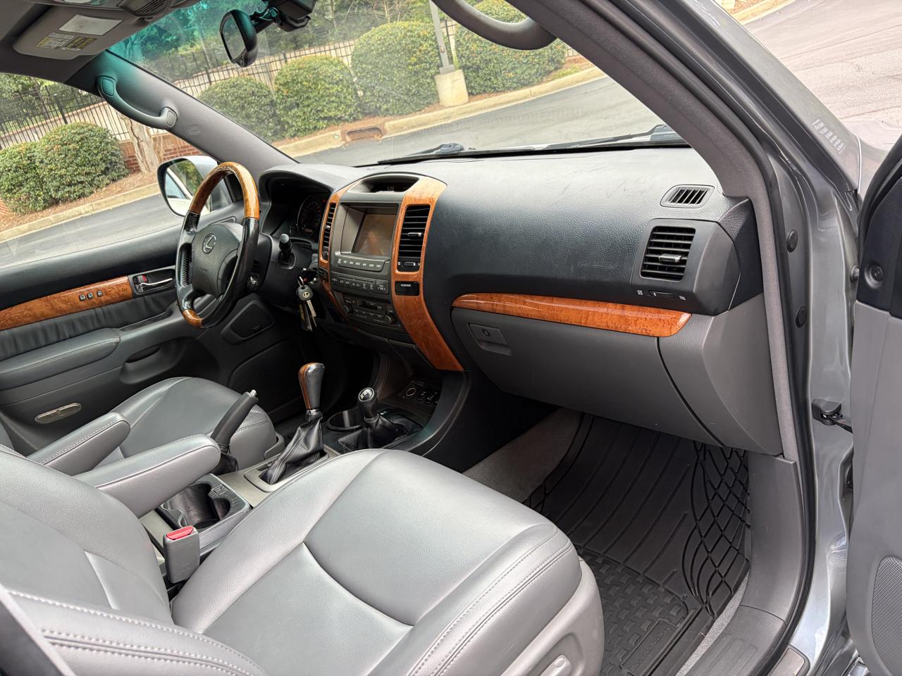 Lexus GX 470 Sport Utility 2004