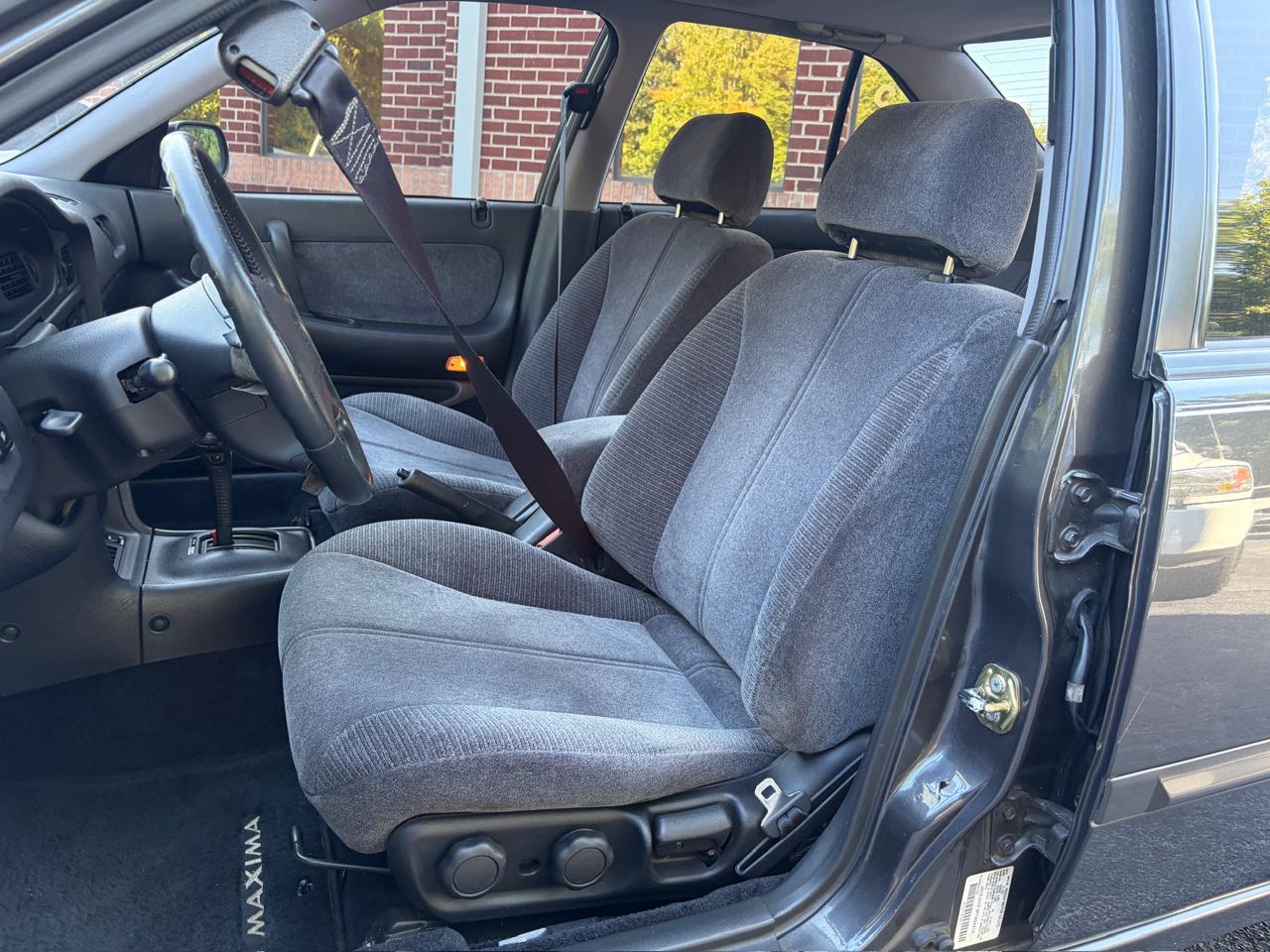 Nissan Maxima SE 1993