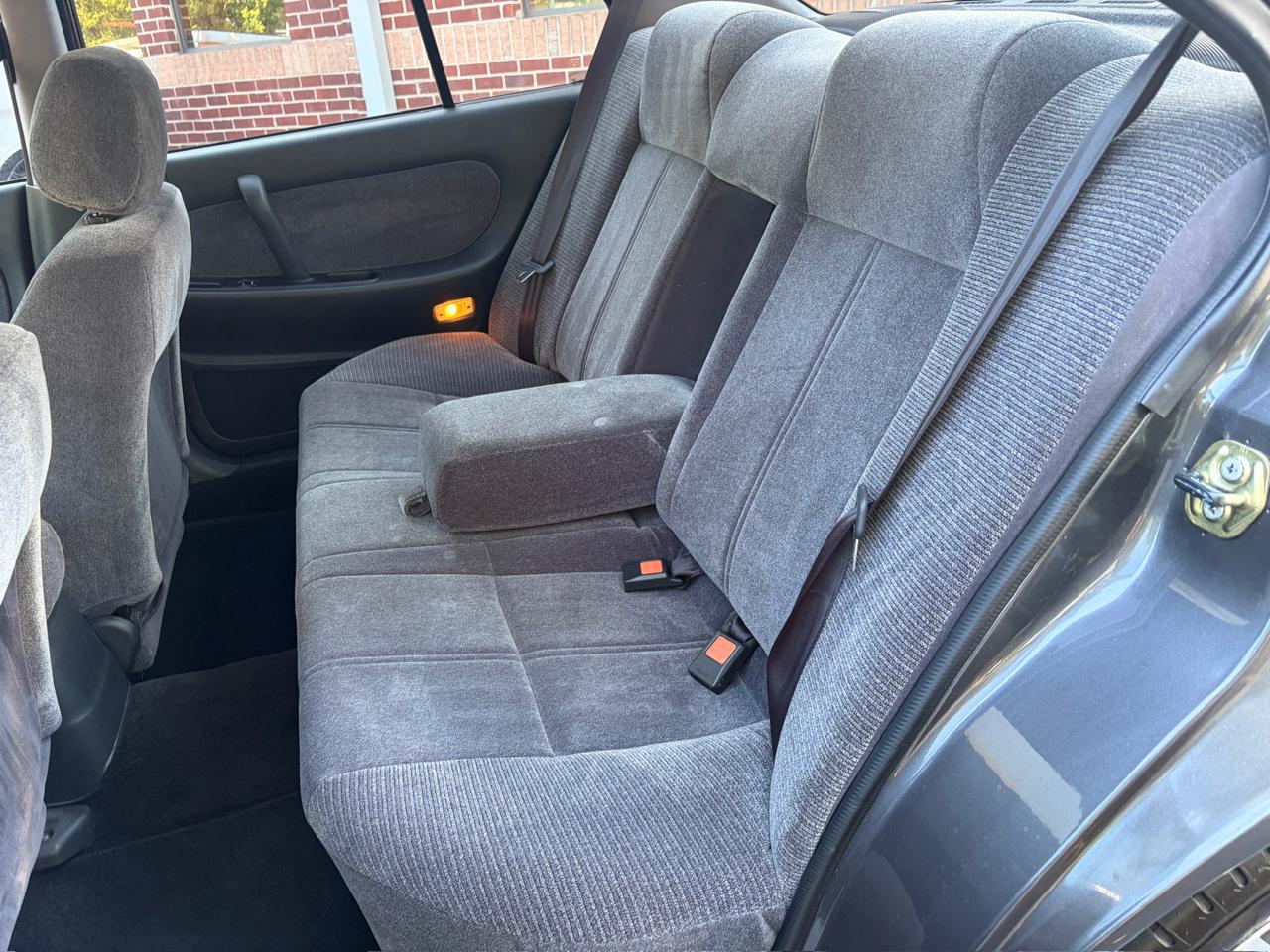 Nissan Maxima SE 1993