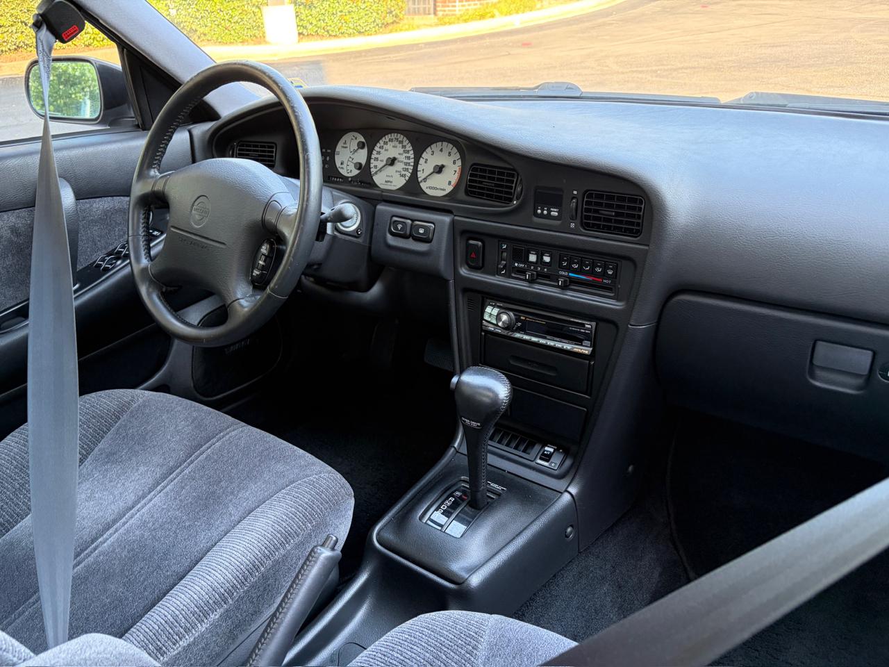 Nissan Maxima SE 1993