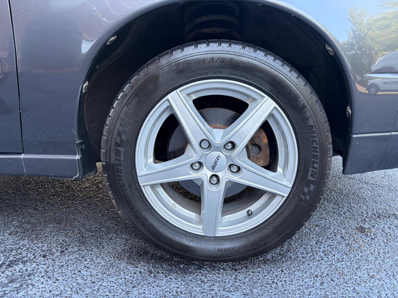 Nissan Maxima SE 1993