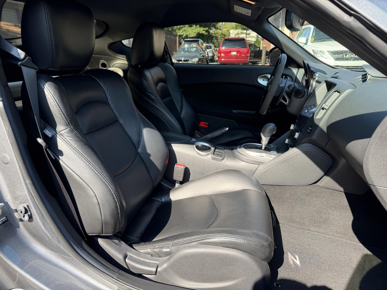 Nissan Z 370Z Coupe Sport Tech 7AT 2015