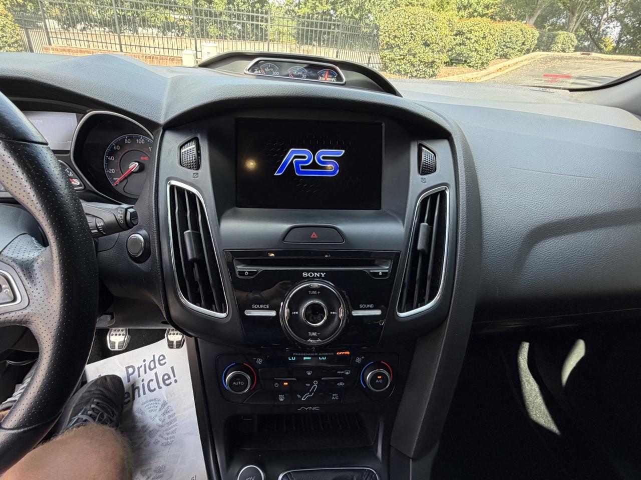 Ford Focus RS Hatch 2016