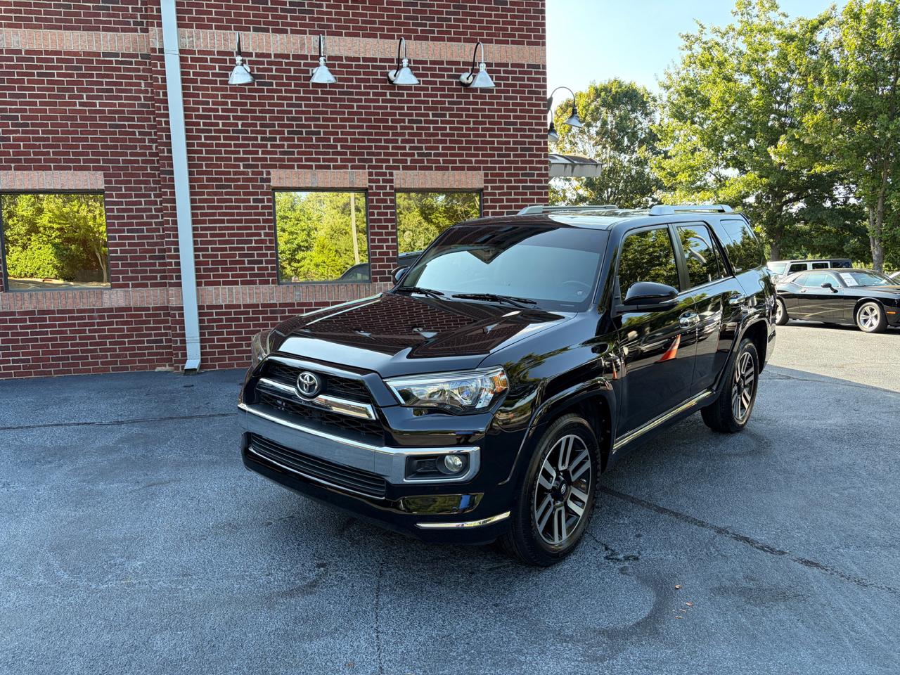Toyota 4Runner Limited 2WD V6 2015