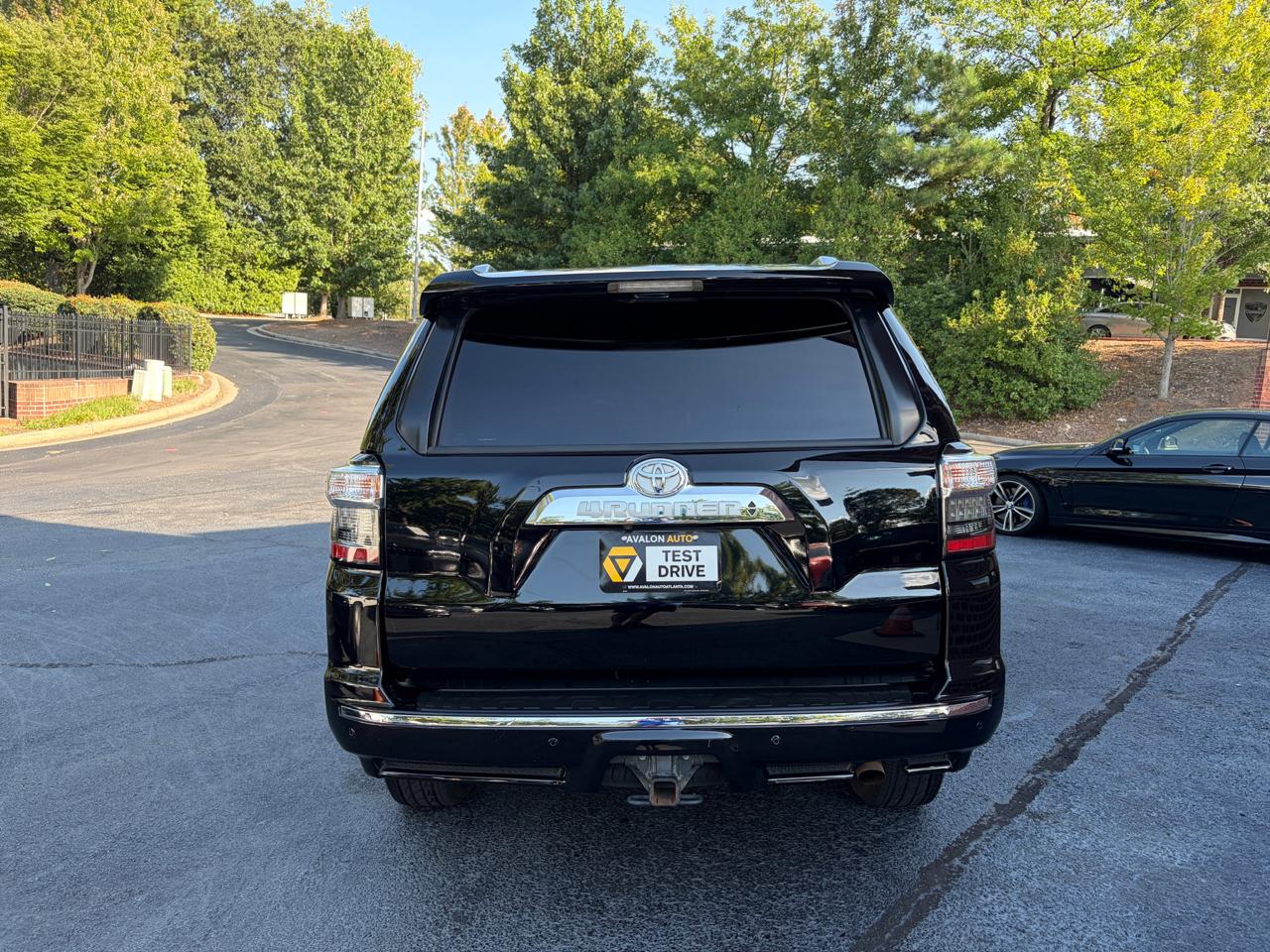 Toyota 4Runner Limited 2WD V6 2015