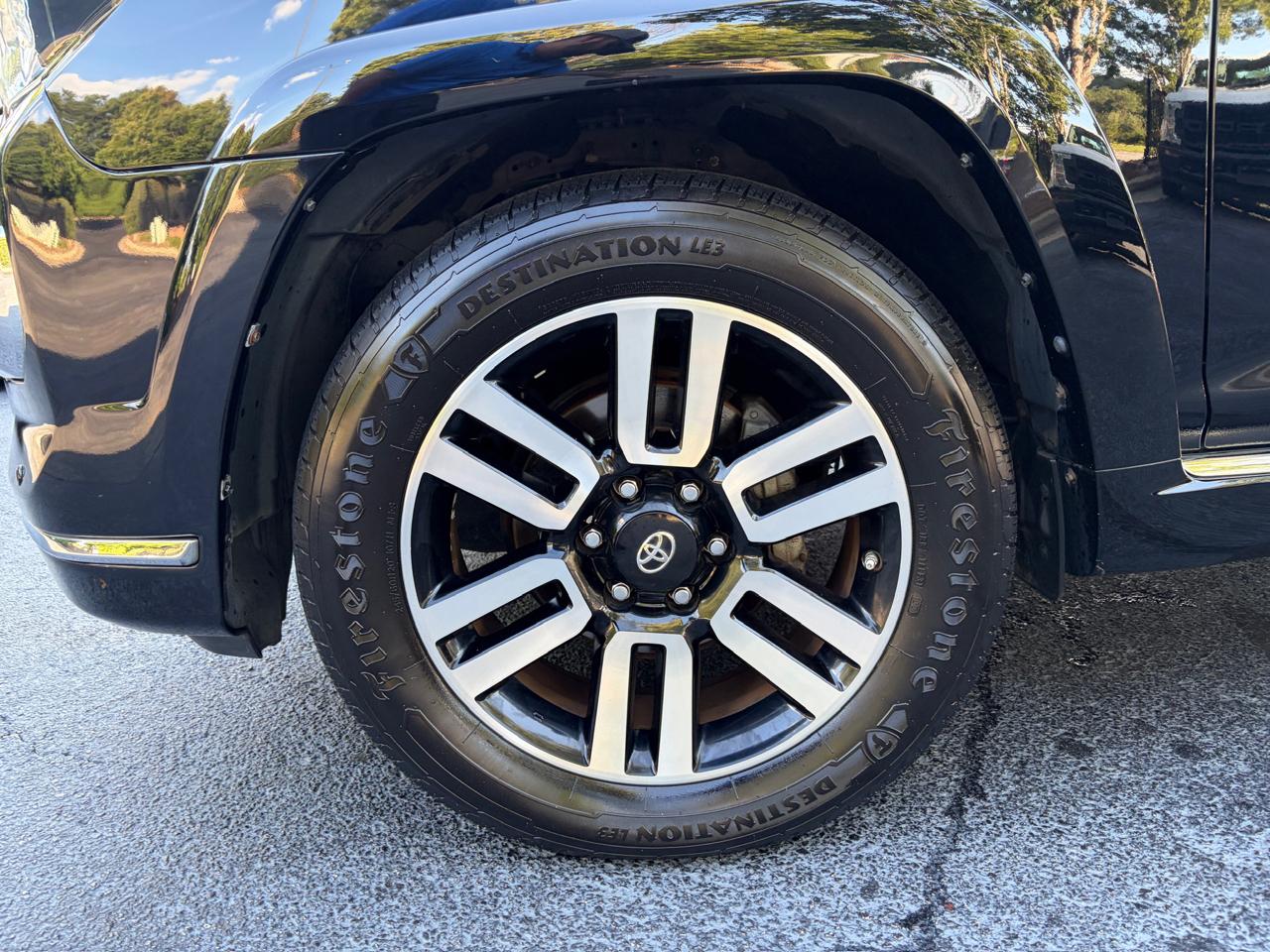Toyota 4Runner Limited 2WD V6 2015