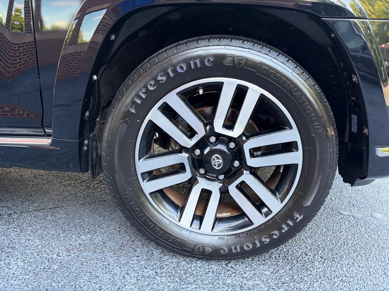 Toyota 4Runner Limited 2WD V6 2015