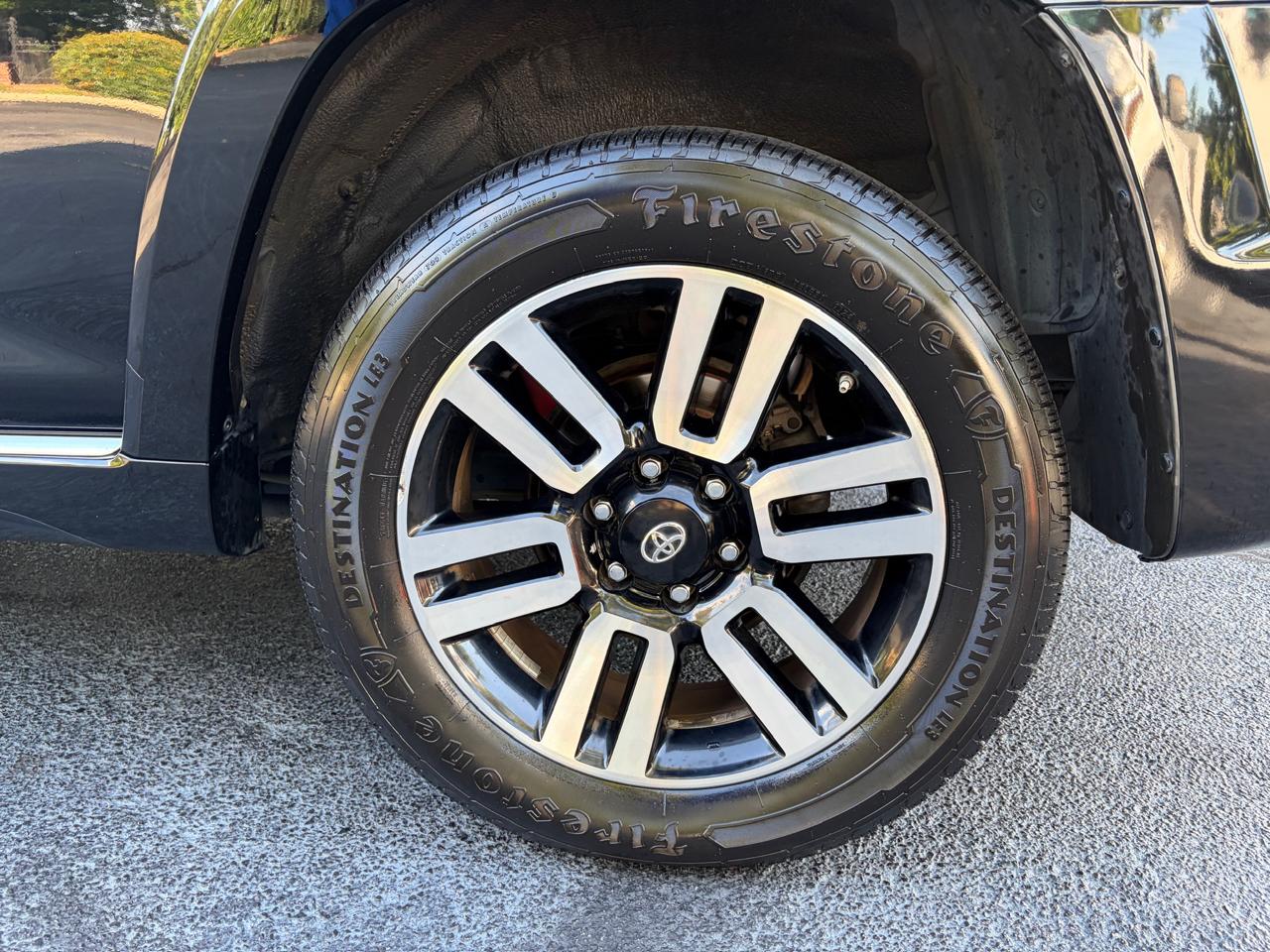 Toyota 4Runner Limited 2WD V6 2015
