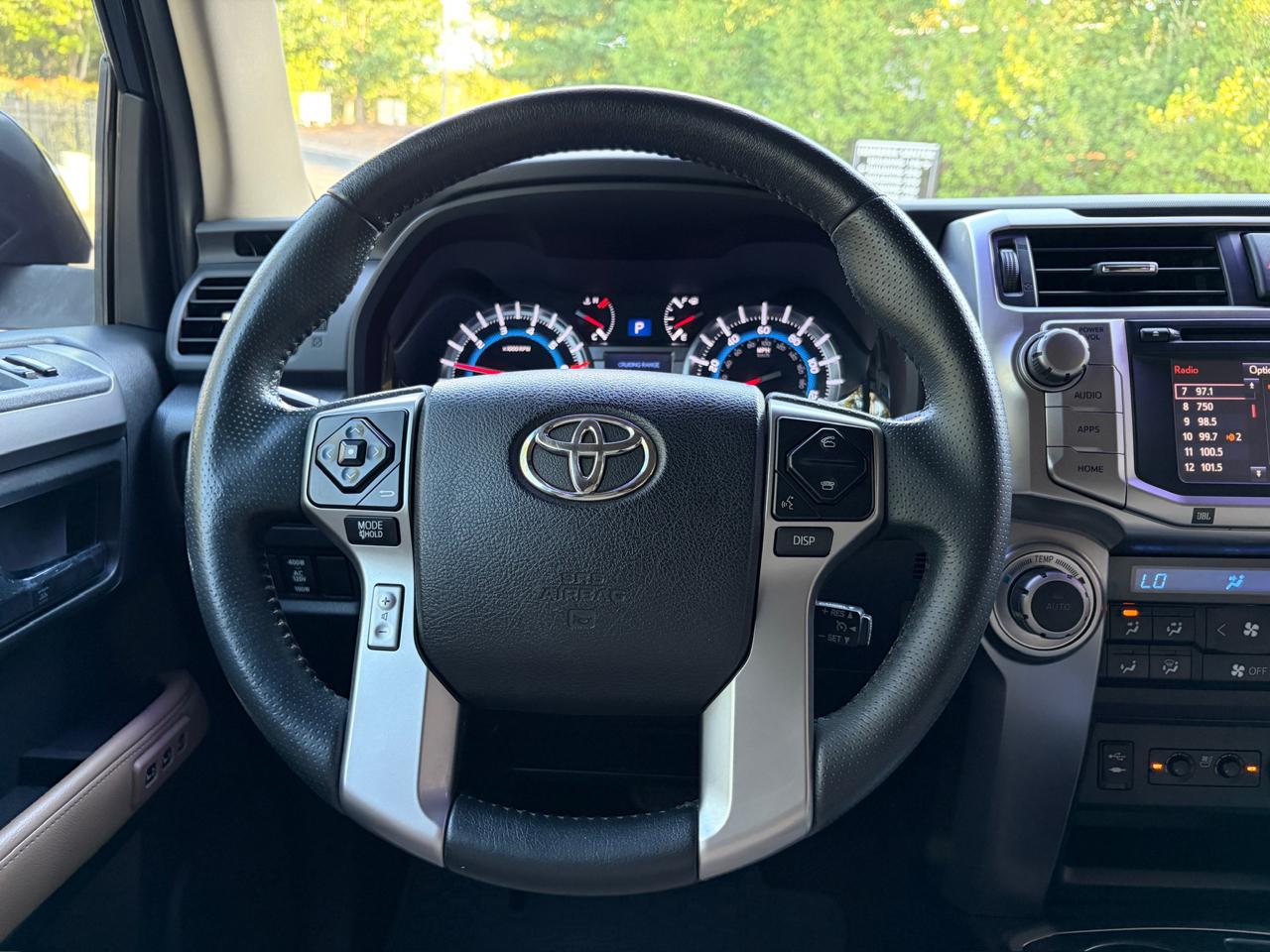 Toyota 4Runner Limited 2WD V6 2015