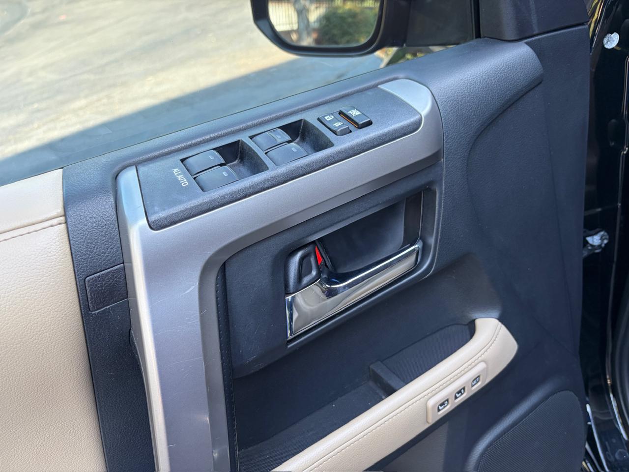 Toyota 4Runner Limited 2WD V6 2015