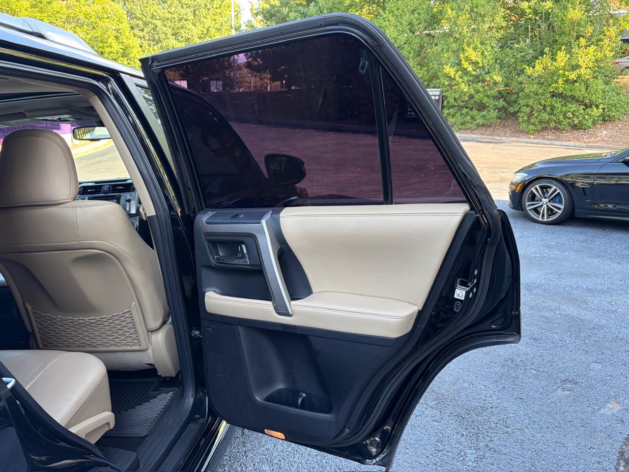 Toyota 4Runner Limited 2WD V6 2015