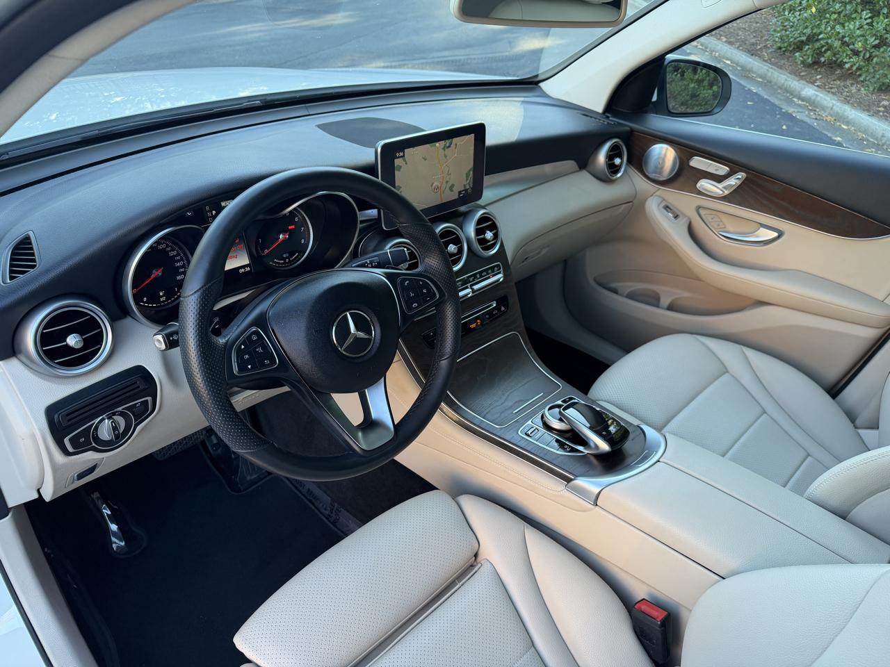 Mercedes-Benz GLC-Class GLC 350e 4MATIC 2019