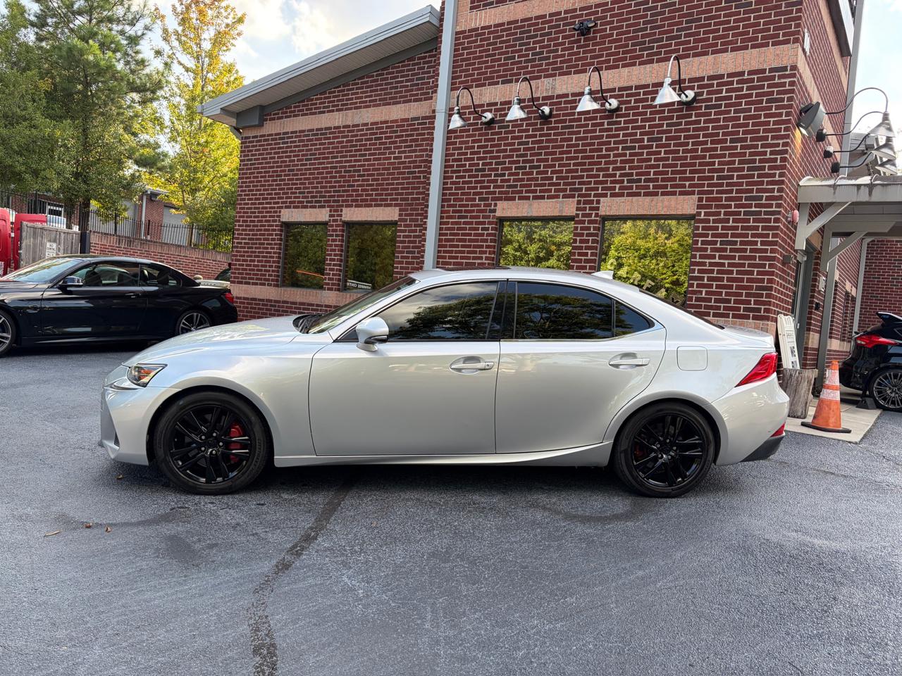 Lexus IS 300 AWD 2018
