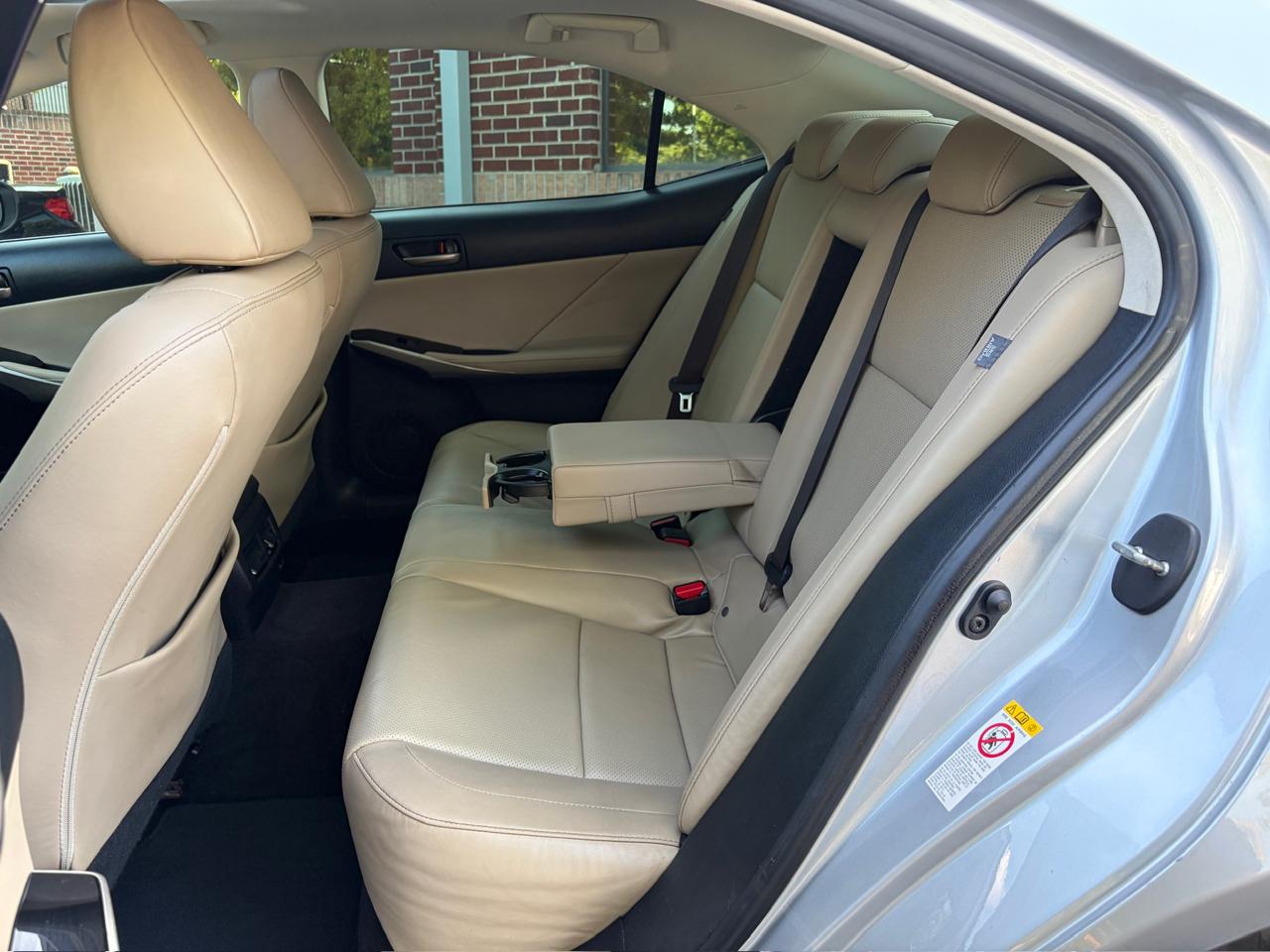 Lexus IS 300 AWD 2018