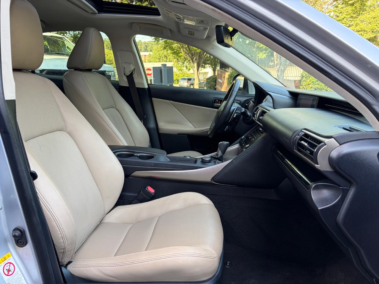 Lexus IS 300 AWD 2018