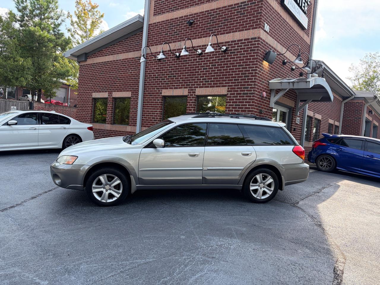 Subaru Outback 3.0R Wagon 2006