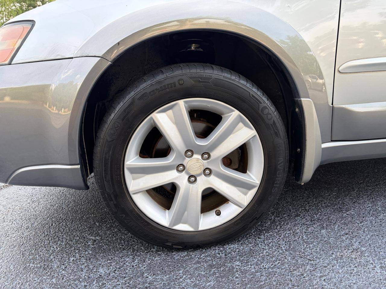 Subaru Outback 3.0R Wagon 2006