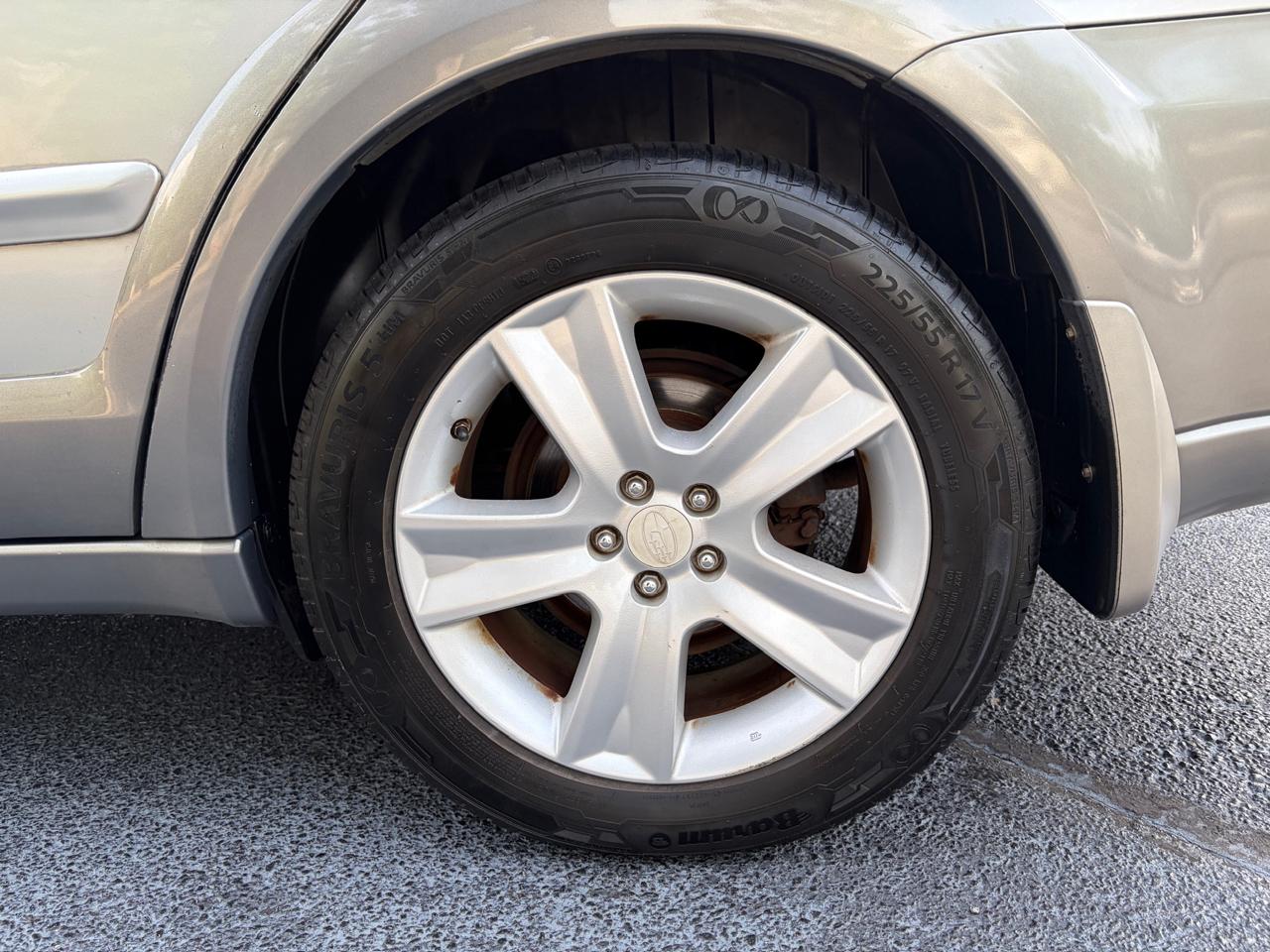 Subaru Outback 3.0R Wagon 2006