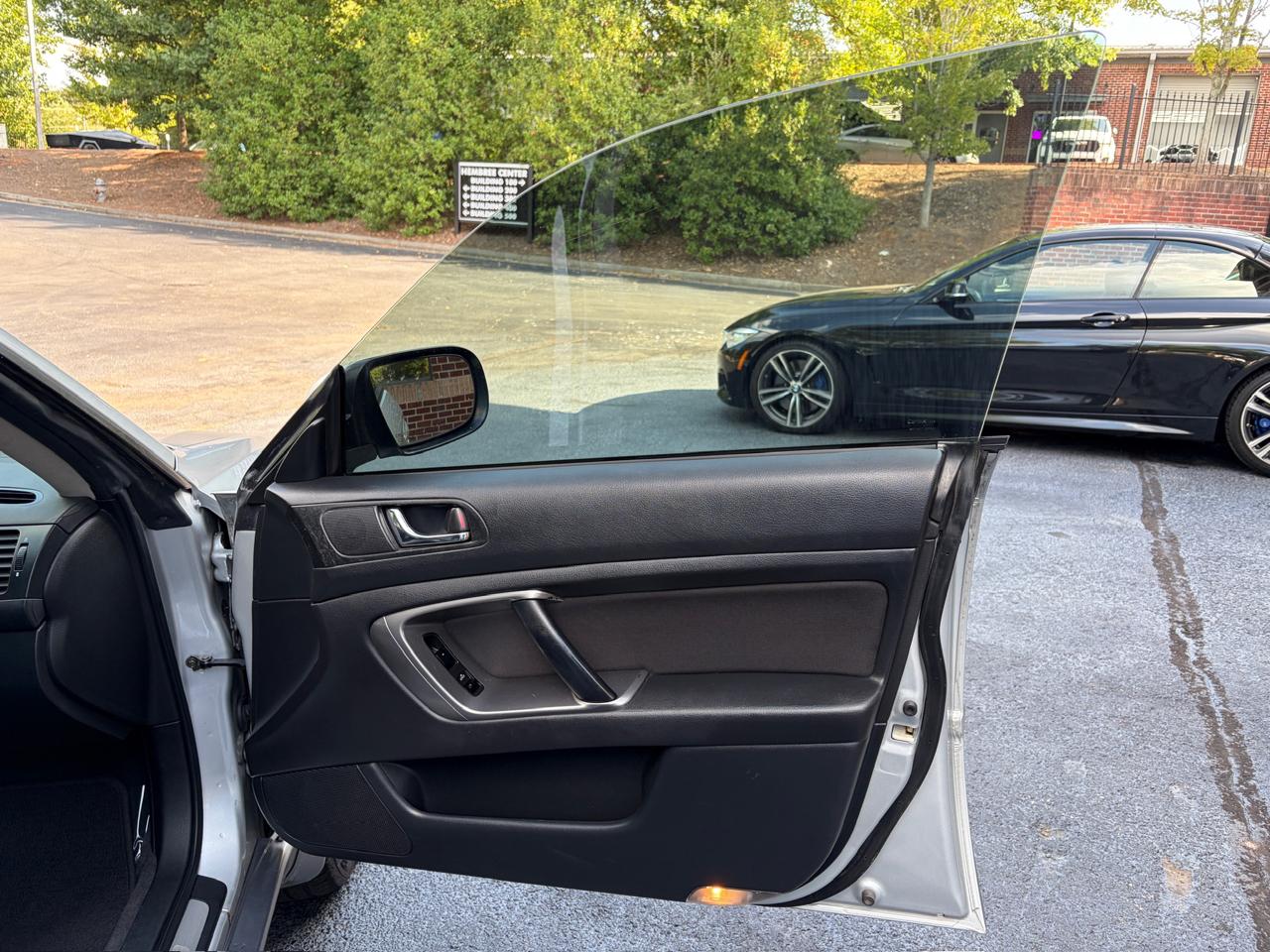 Subaru Outback 3.0R Wagon 2006