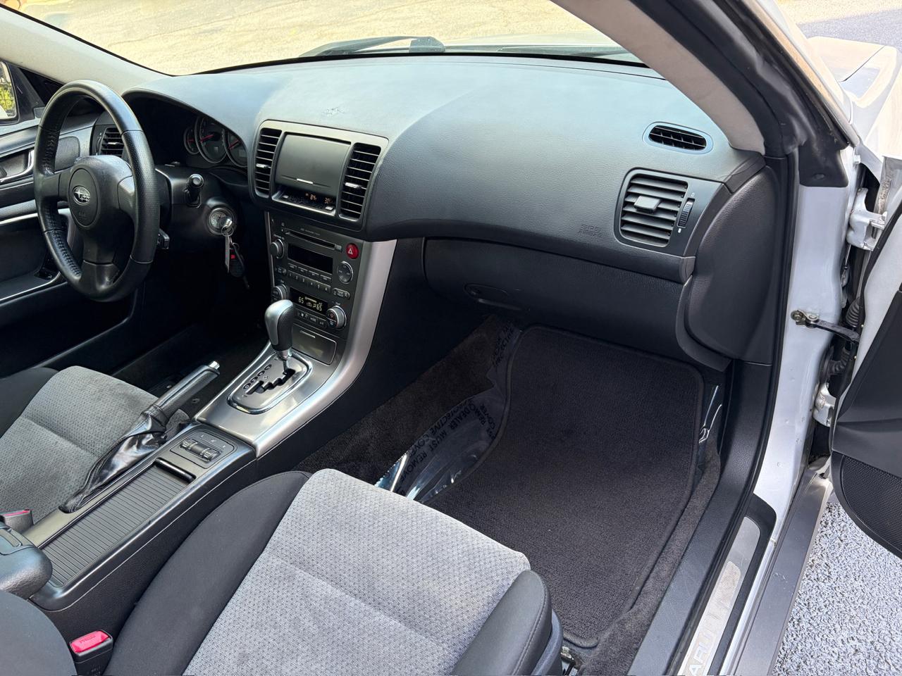 Subaru Outback 3.0R Wagon 2006