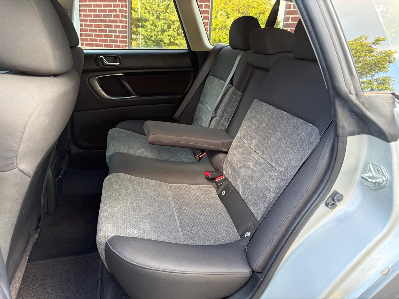 Subaru Outback 3.0R Wagon 2006