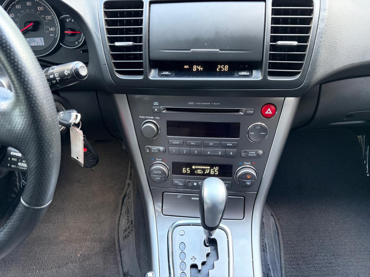 Subaru Outback 3.0R Wagon 2006