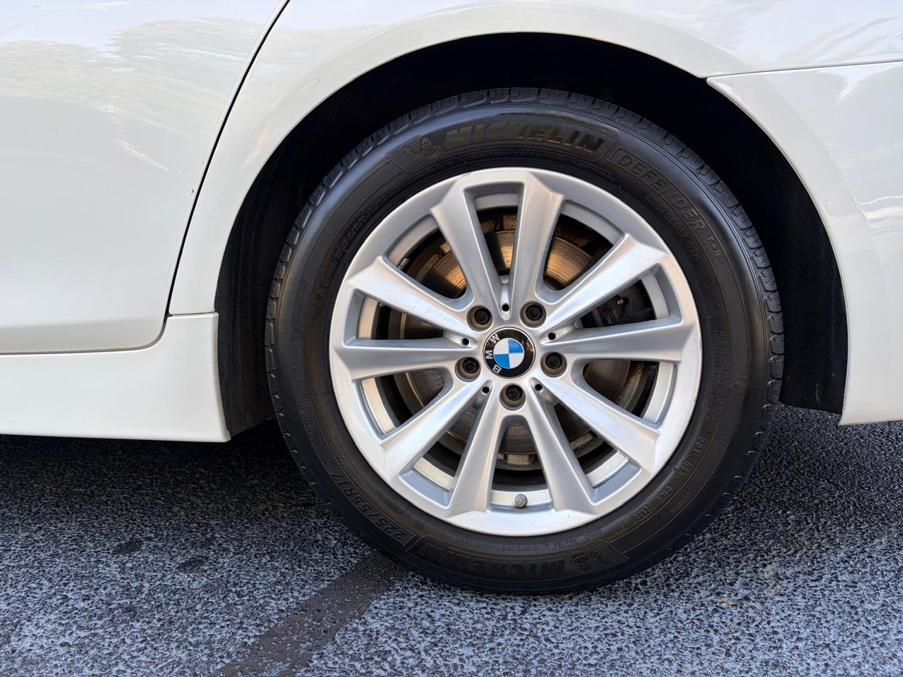 BMW 5-Series 528i 2016