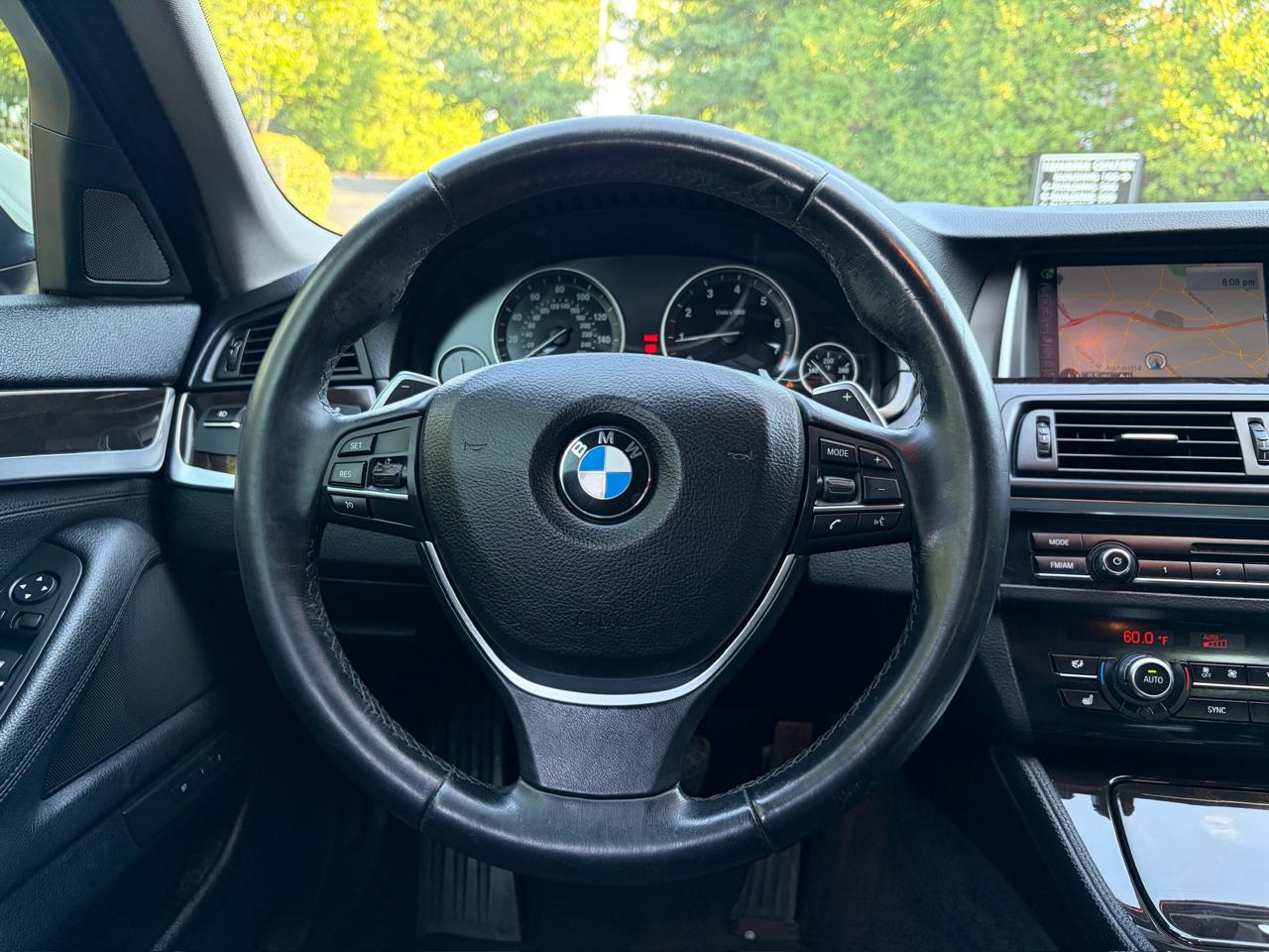 BMW 5-Series 528i 2016