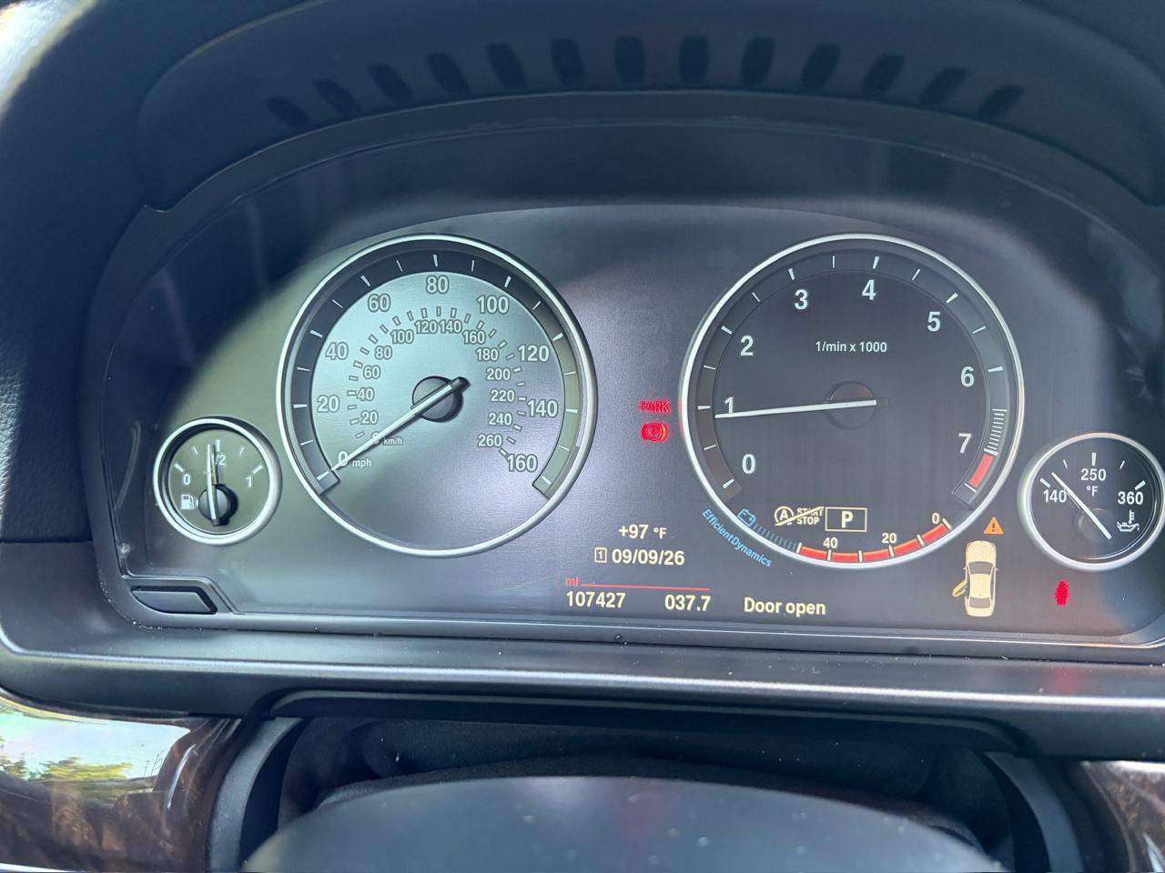 BMW 5-Series 528i 2016