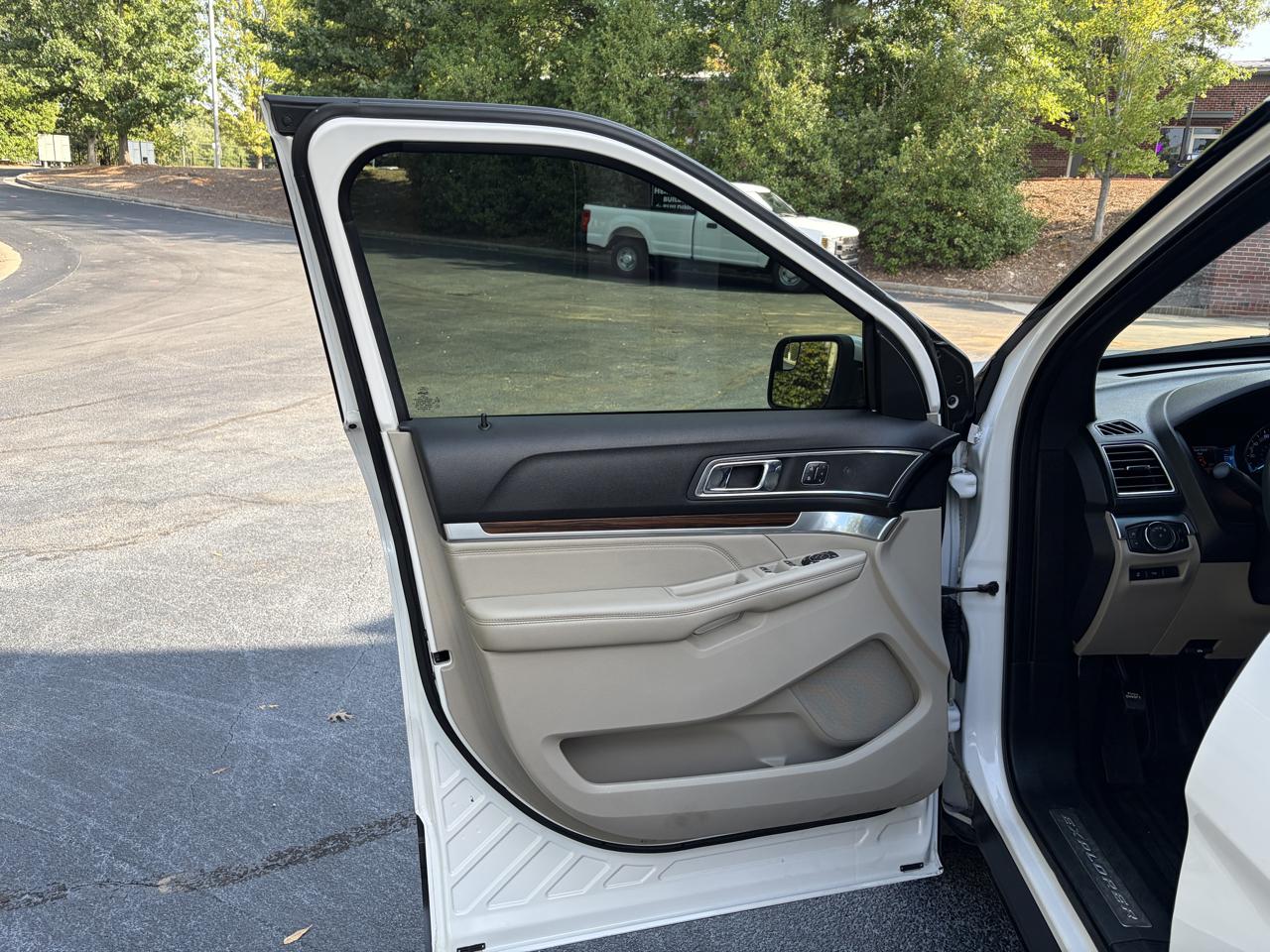 Ford Explorer Limited FWD 2018