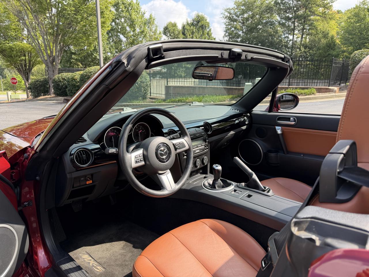Mazda MX-5 Miata Grand Touring Power Retractable Hardtop 2008