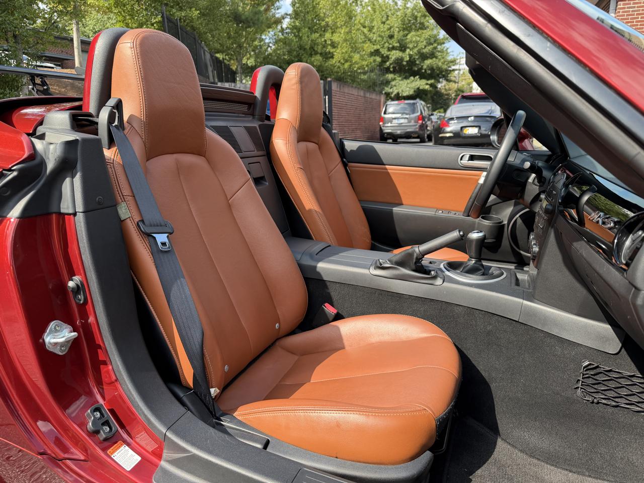 Mazda MX-5 Miata Grand Touring Power Retractable Hardtop 2008