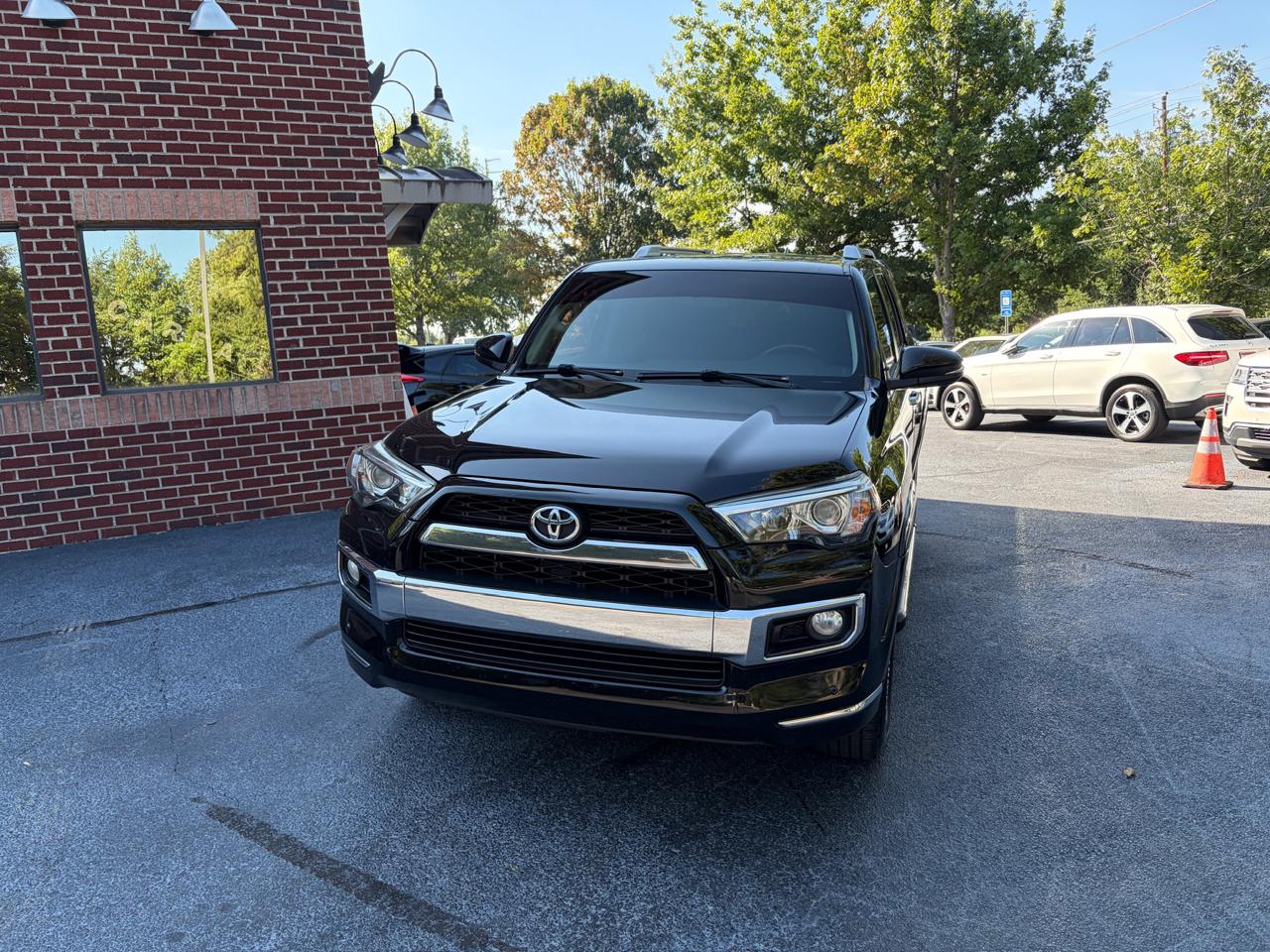 Toyota 4Runner Limited 2WD V6 2016