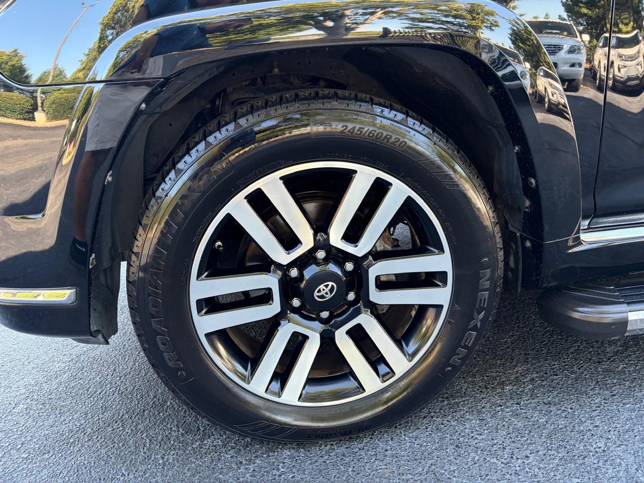 Toyota 4Runner Limited 2WD V6 2016