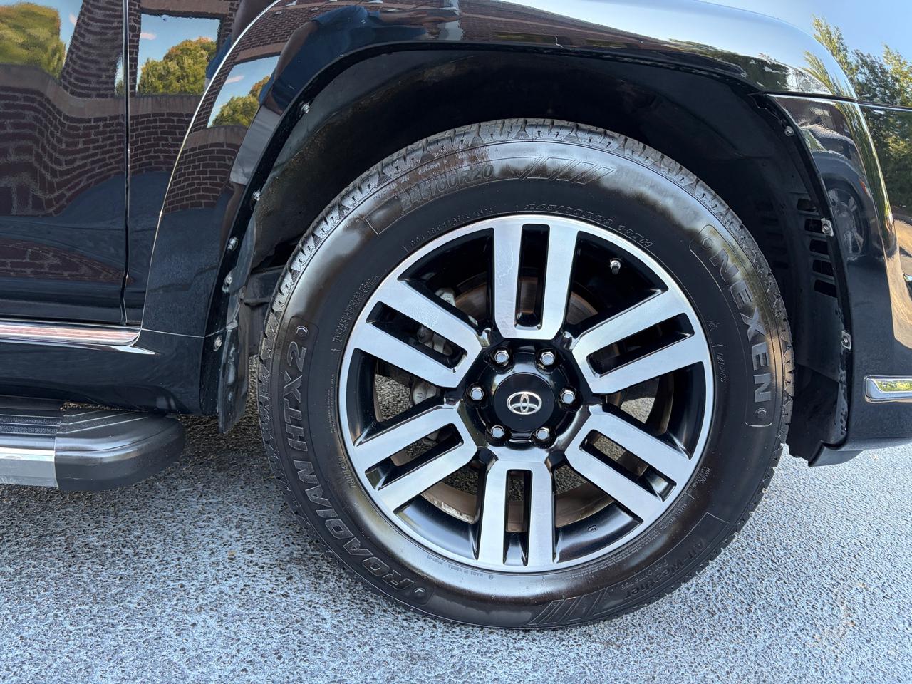 Toyota 4Runner Limited 2WD V6 2016