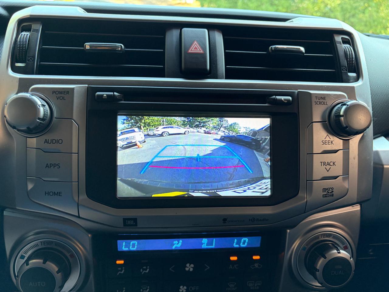 Toyota 4Runner Limited 2WD V6 2016