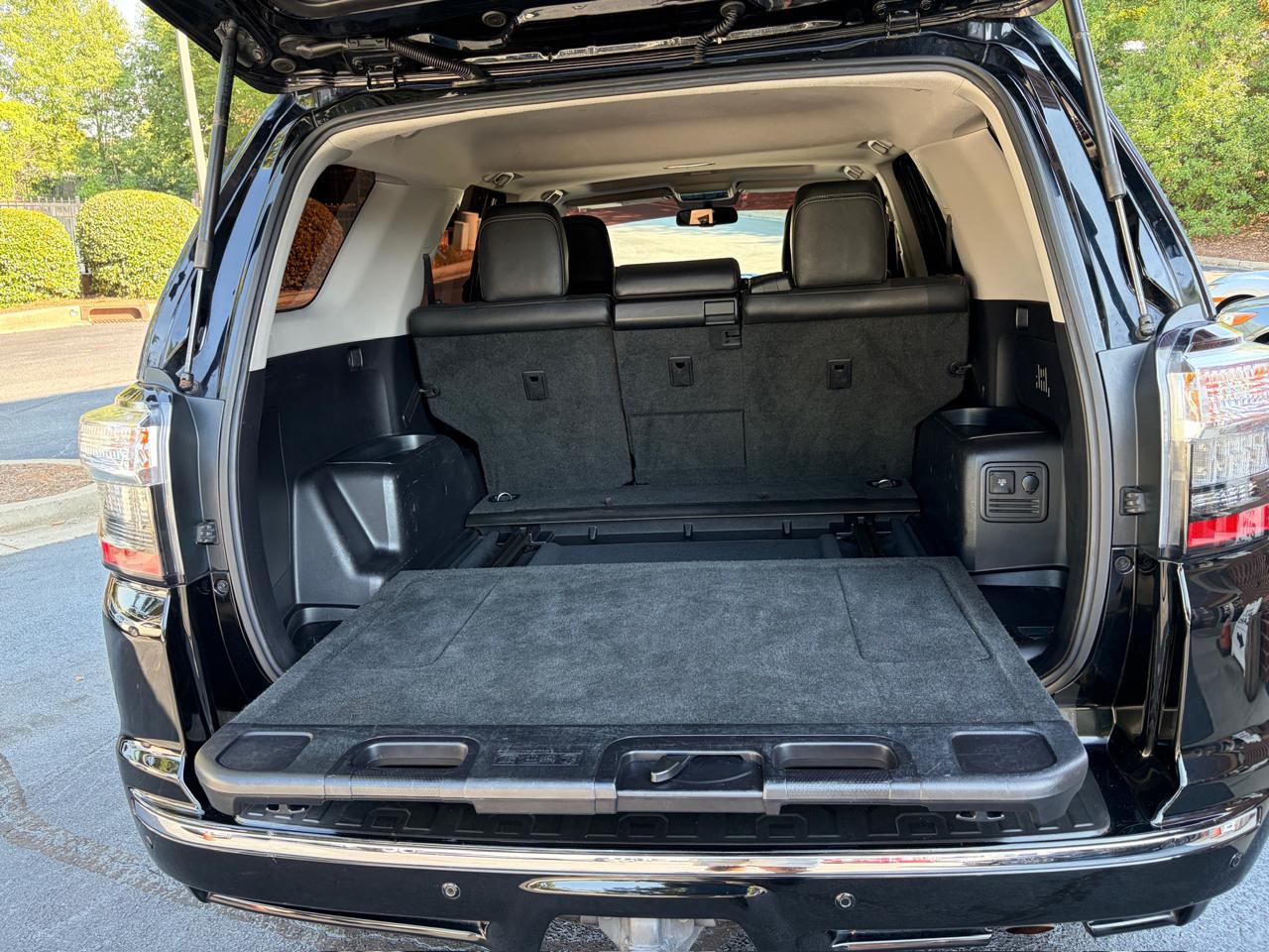 Toyota 4Runner Limited 2WD V6 2016