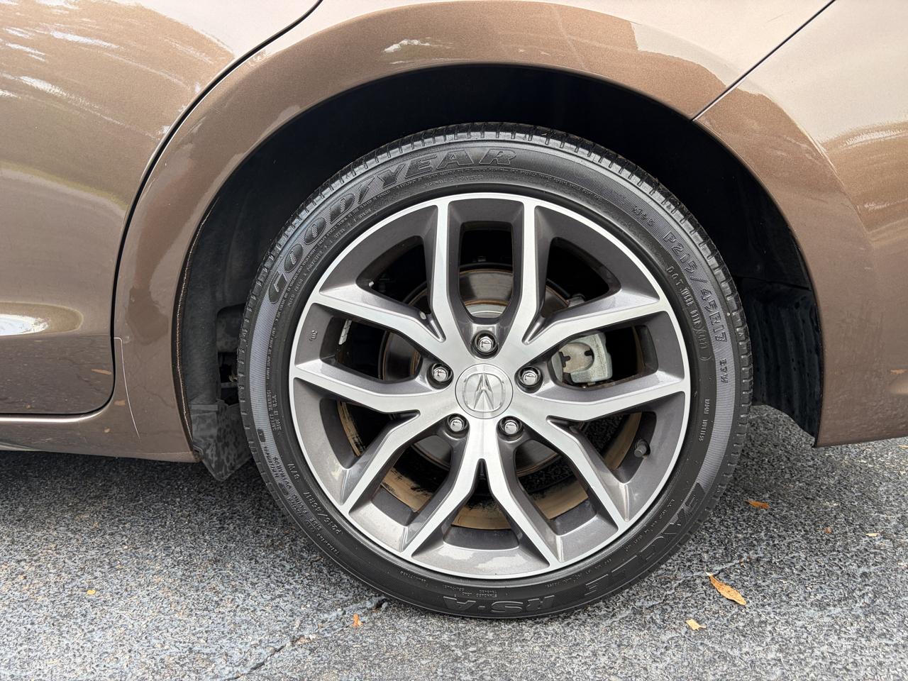 Acura ILX photo 14