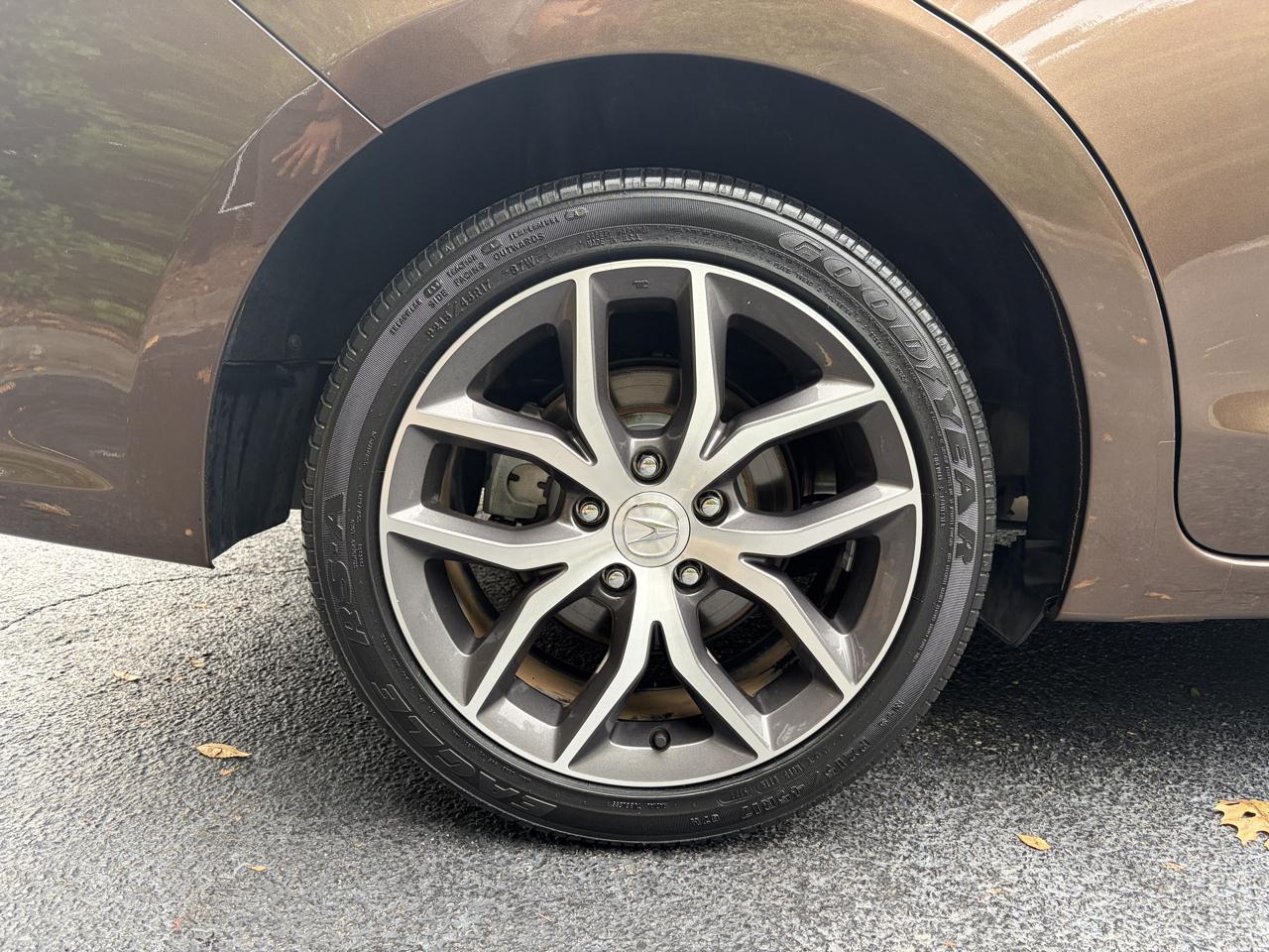 Acura ILX photo 15