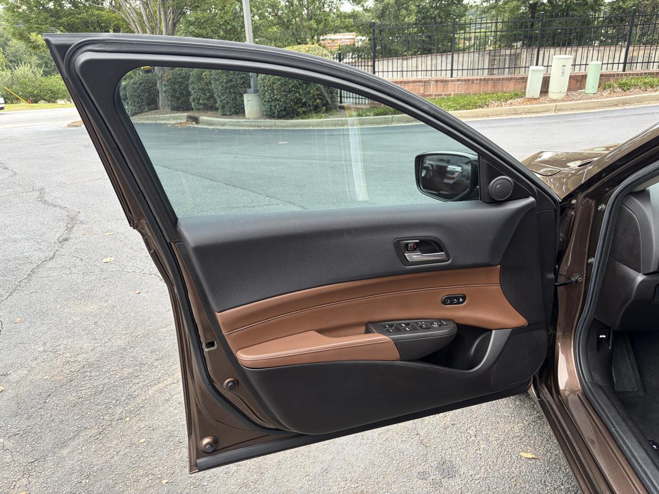 Acura ILX photo 25