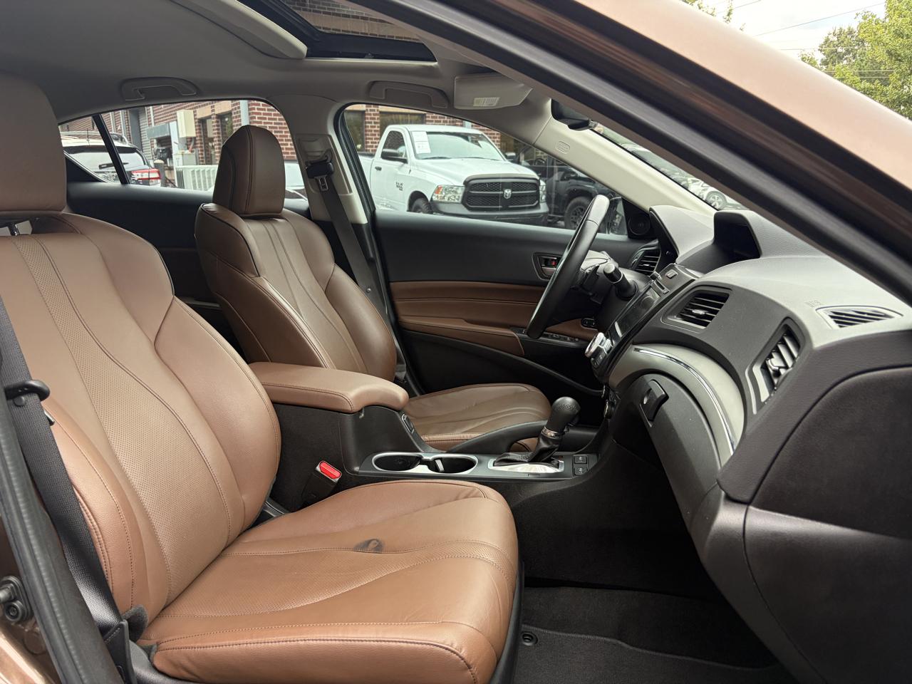 Acura ILX photo 43