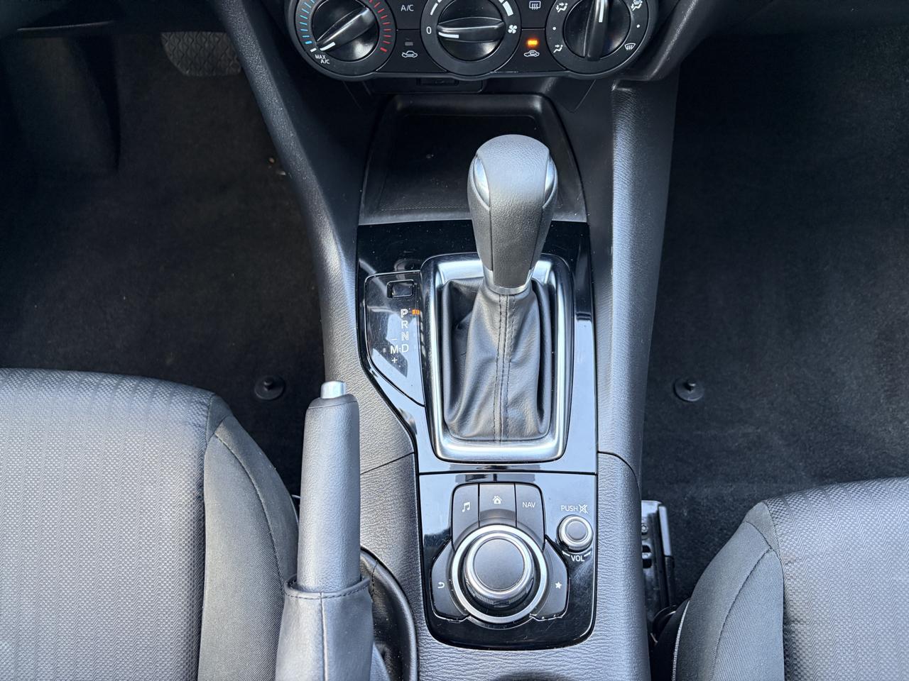 Mazda MAZDA3 i Sport AT 4-Door 2016