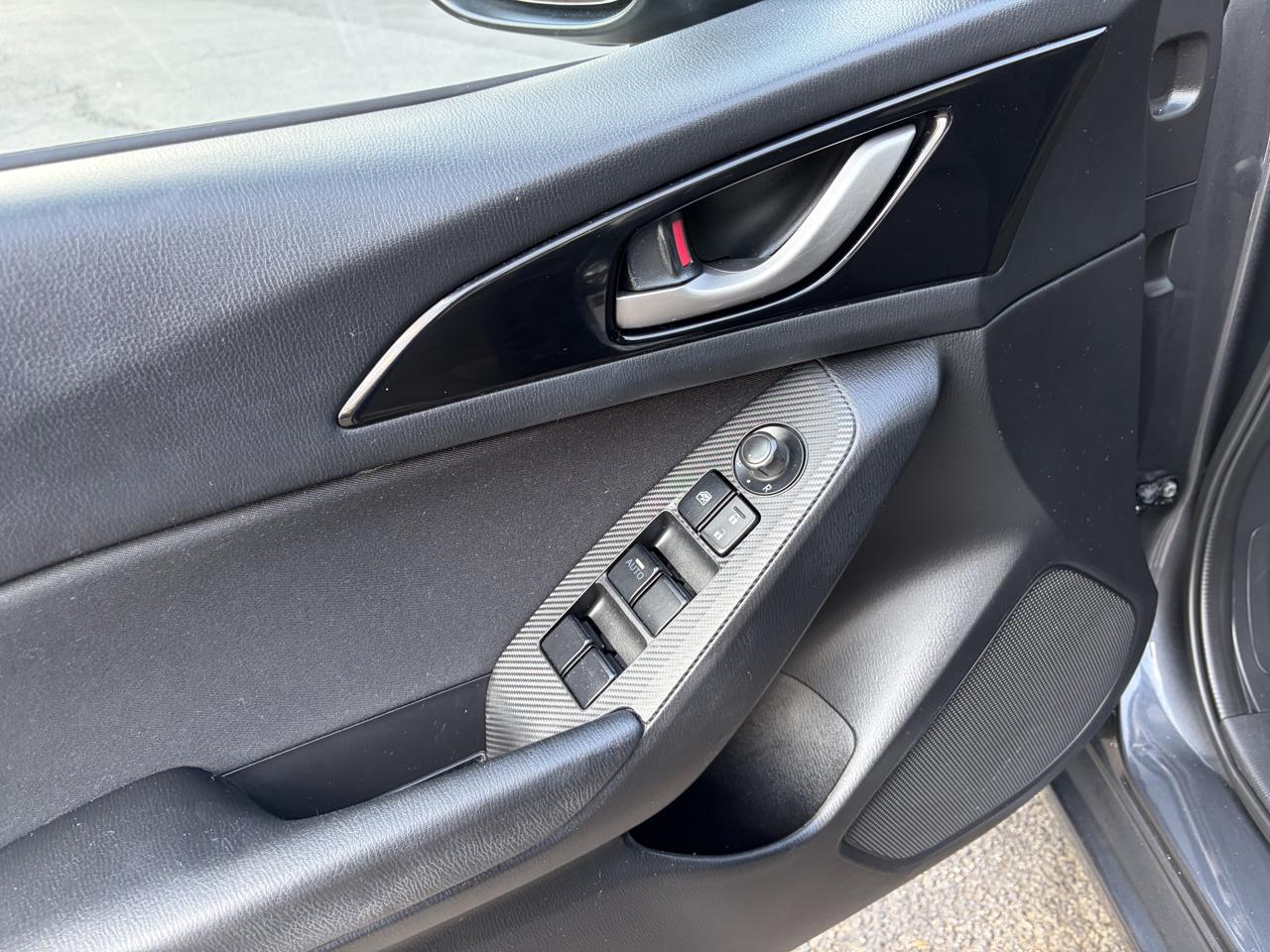 Mazda MAZDA3 i Sport AT 4-Door 2016