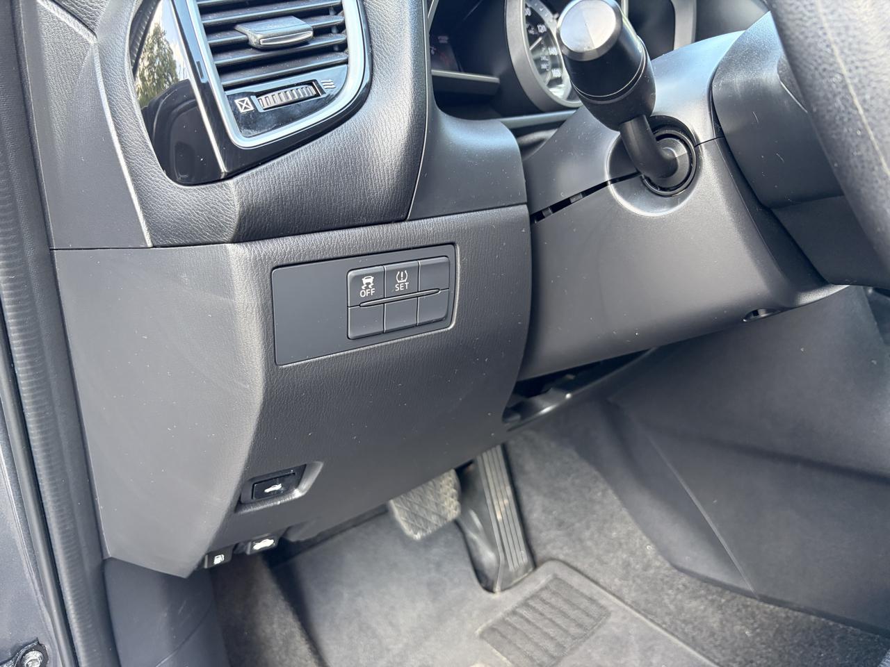 Mazda MAZDA3 i Sport AT 4-Door 2016