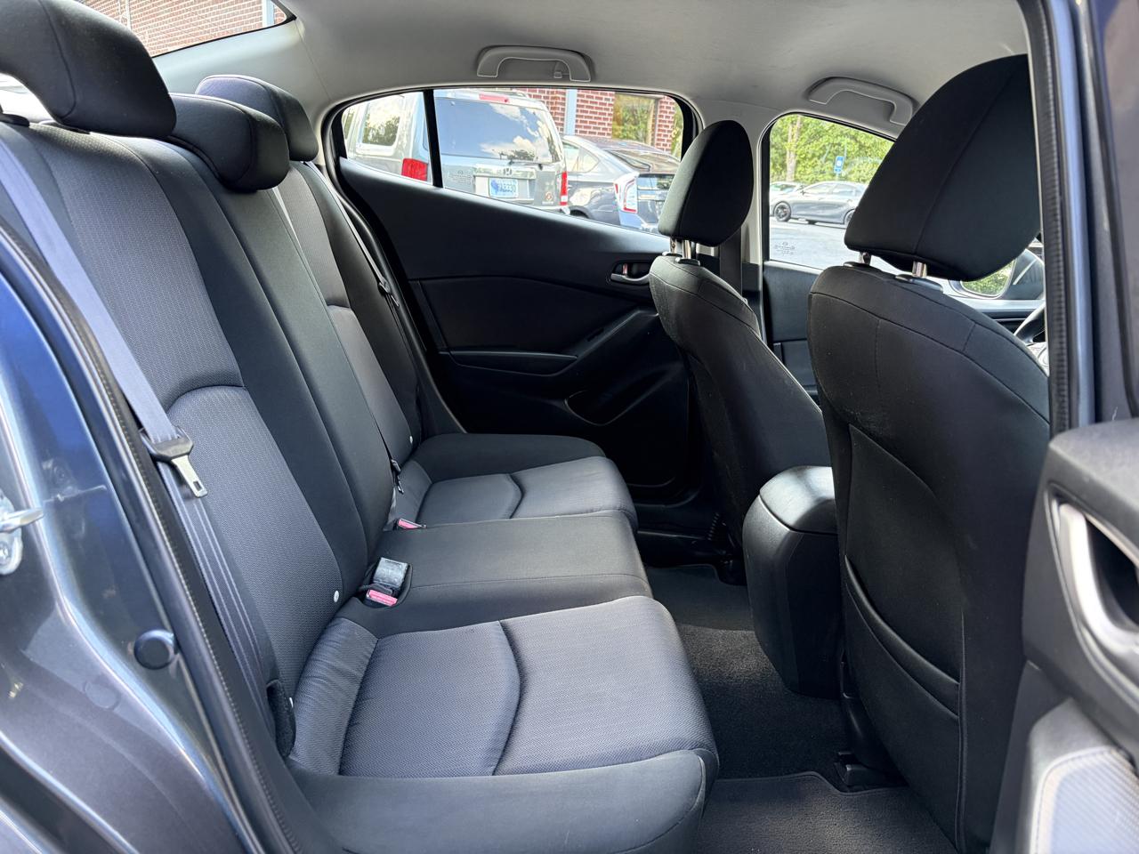 Mazda MAZDA3 i Sport AT 4-Door 2016